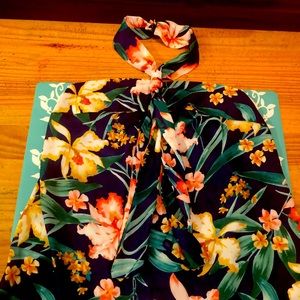 Sweet pea for New York and Co floral halter top